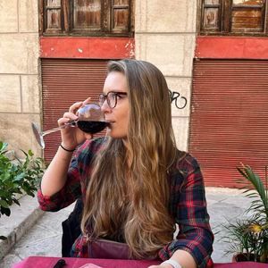 Meet your Posher, Jennie